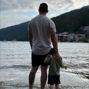 Meet your Posher, Joshua